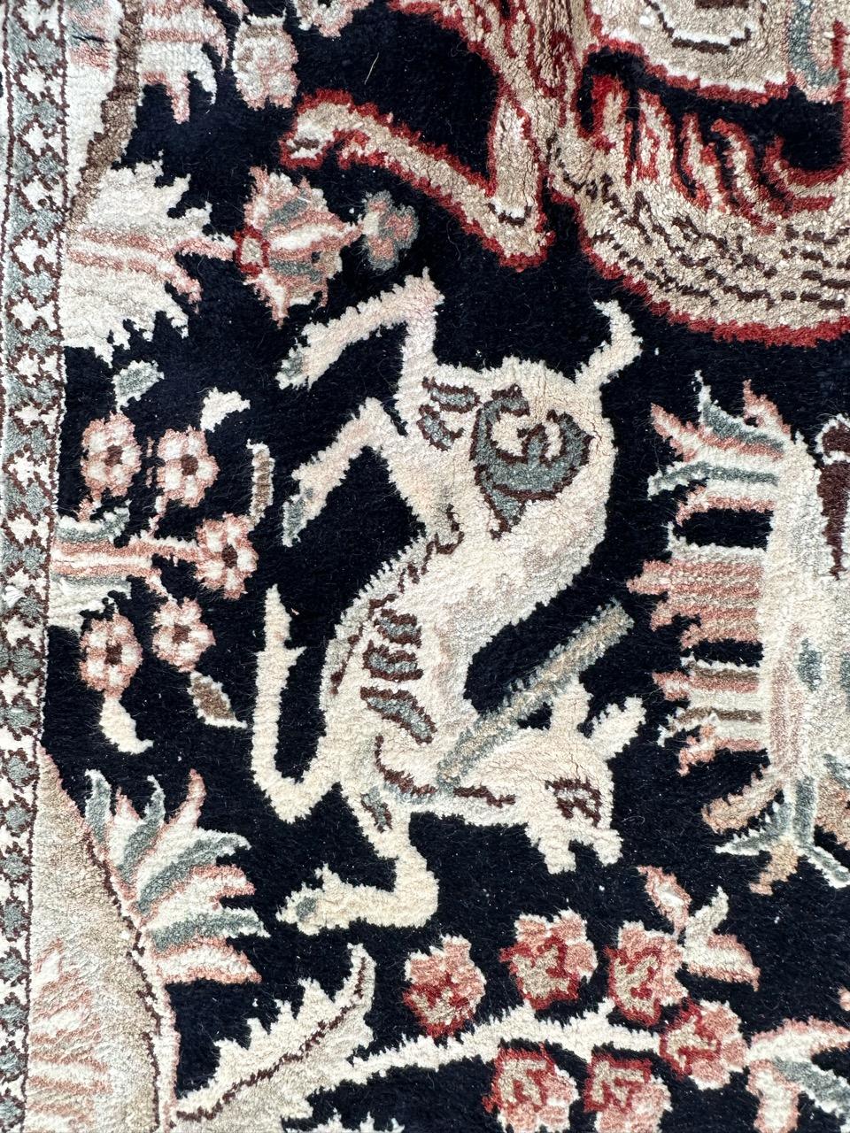 Joli tapis de soie sino-persane très fin de Bobyrug  en vente 2