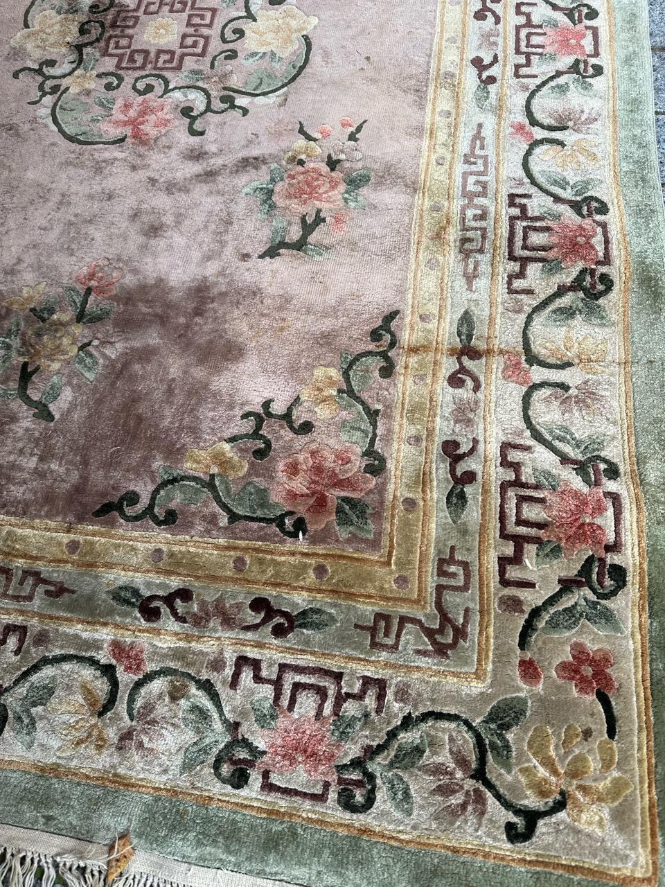 Aubusson Bobyrug’s pretty vintage Chinese silk rug floral design  For Sale