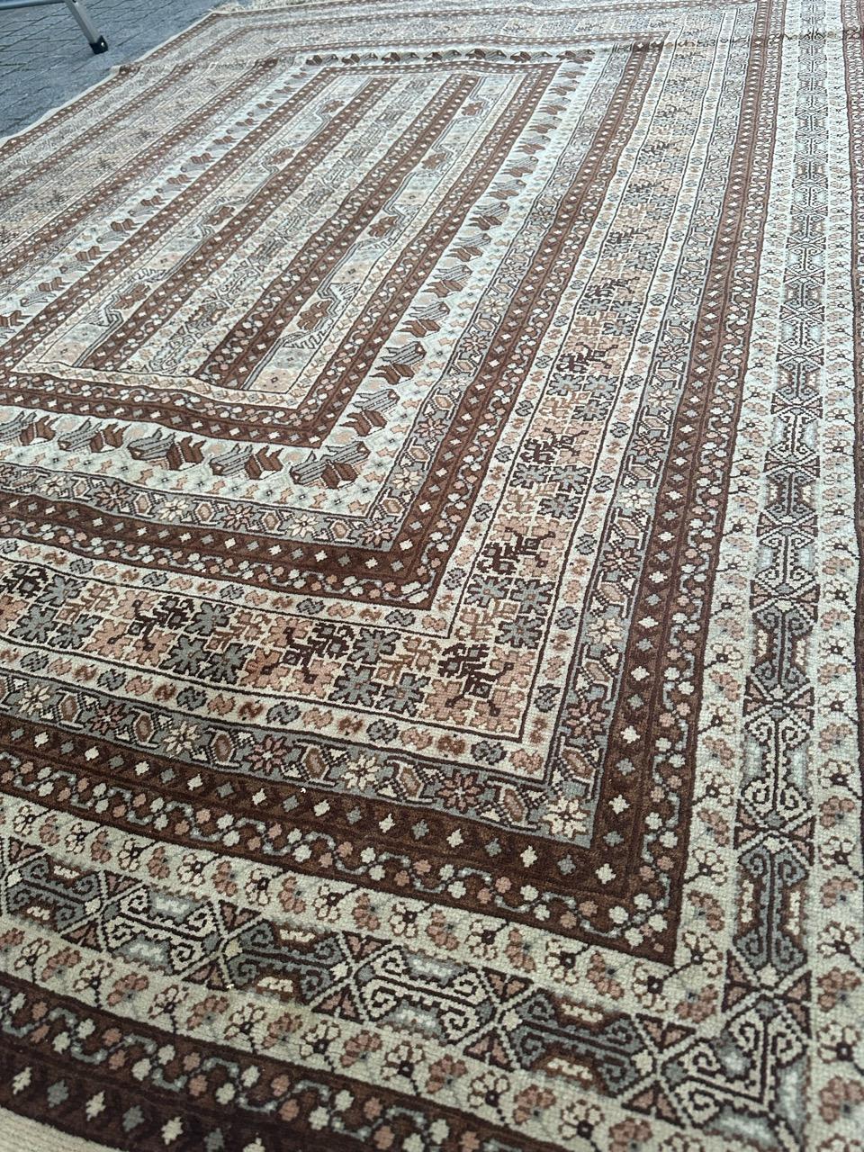 Il bel tappeto tunisino vintage di Bobyrug in vendita 1