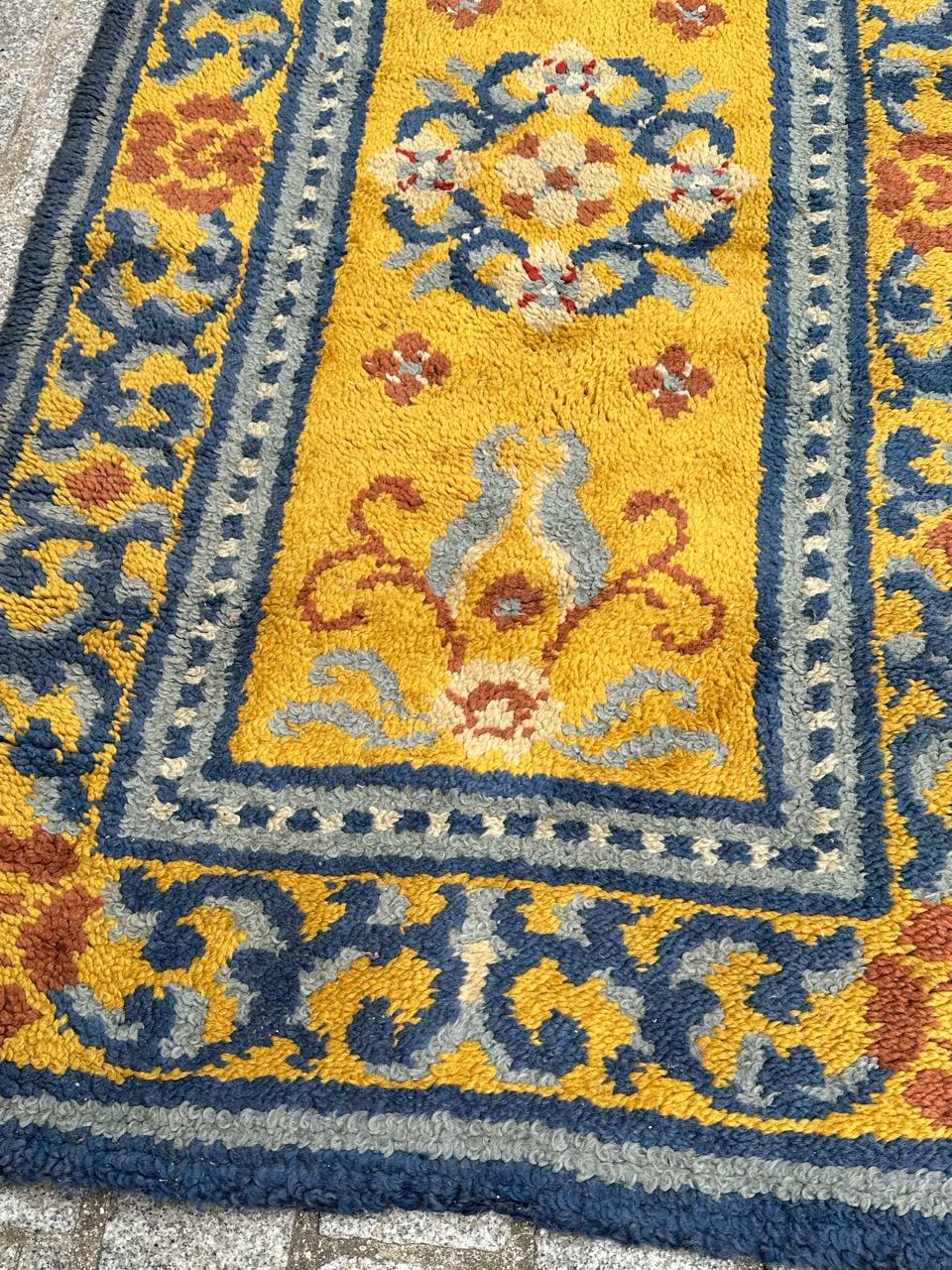 Bobyrugs hübscher französischer Cogolin-Teppich im Vintage-Stil Chinesisches Design  (Handgeknüpft) im Angebot