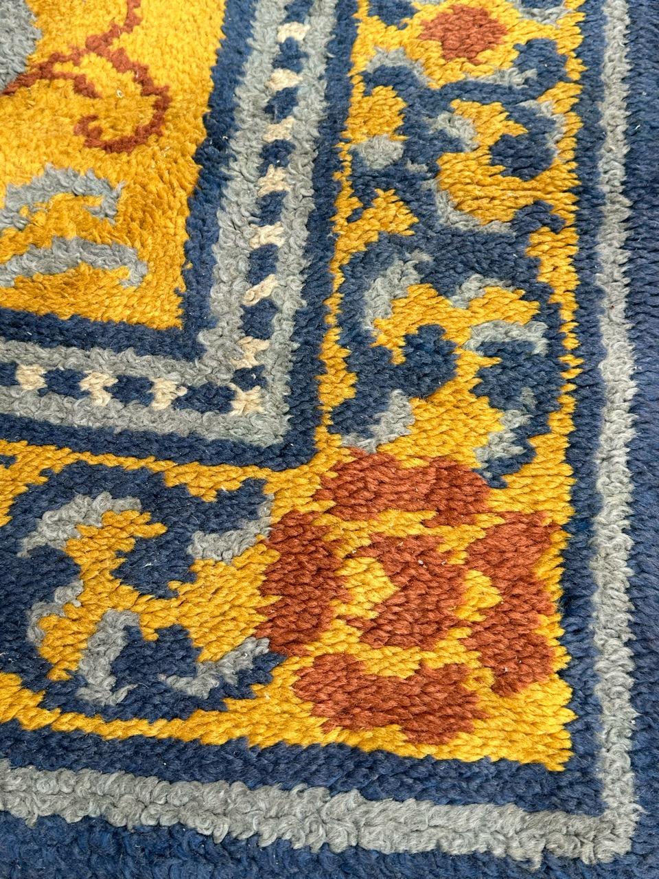 Bobyrugs hübscher französischer Cogolin-Teppich im Vintage-Stil Chinesisches Design  (Wolle) im Angebot