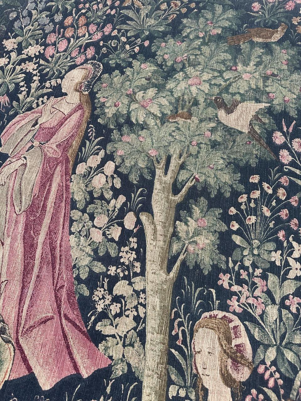 Bobyrug's pretty vintage French medieval design hand printed tapestry en vente 9