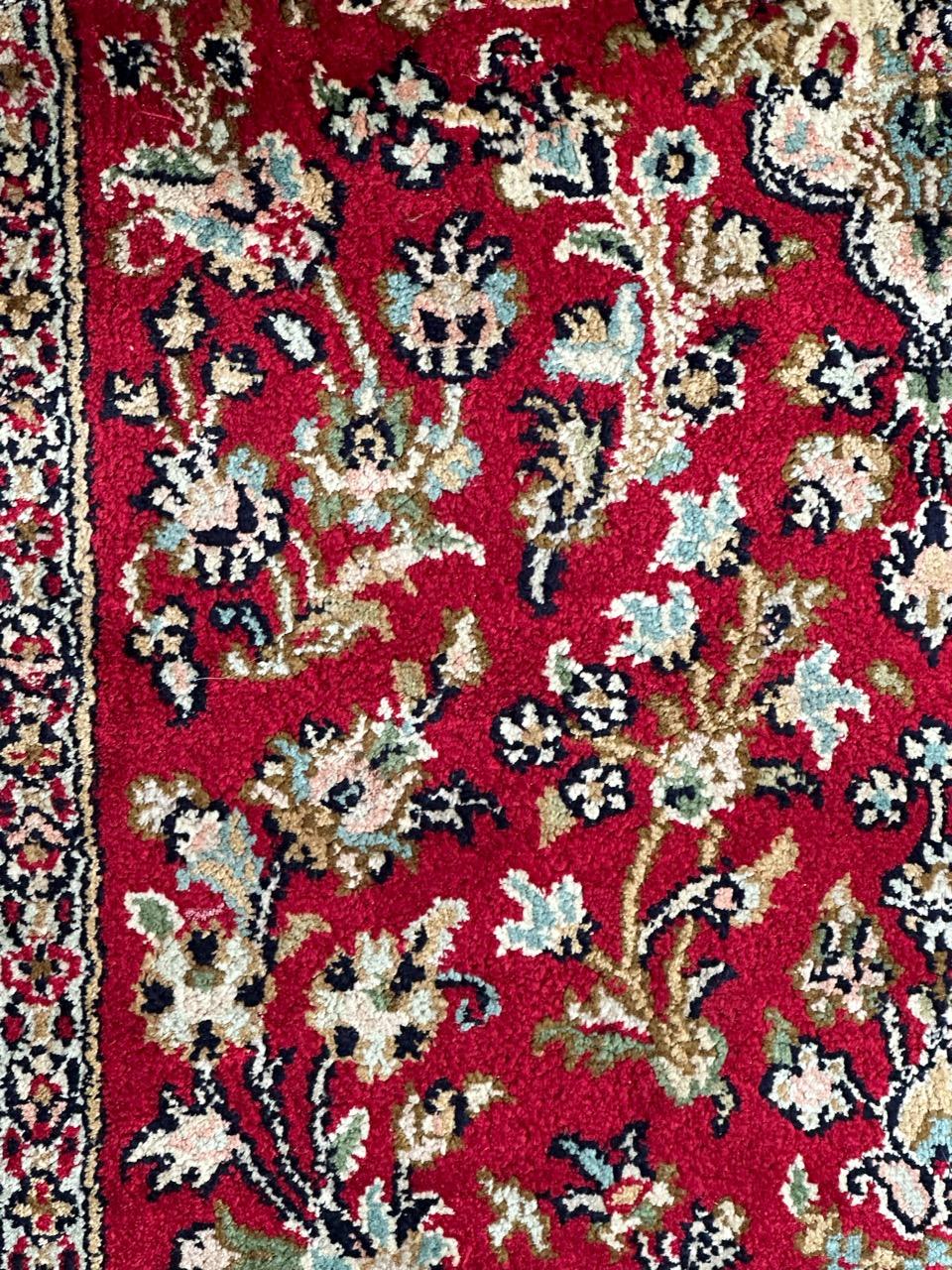 Bobyrug’s pretty vintage Indian silk rug  In Good Condition For Sale In Saint Ouen, FR