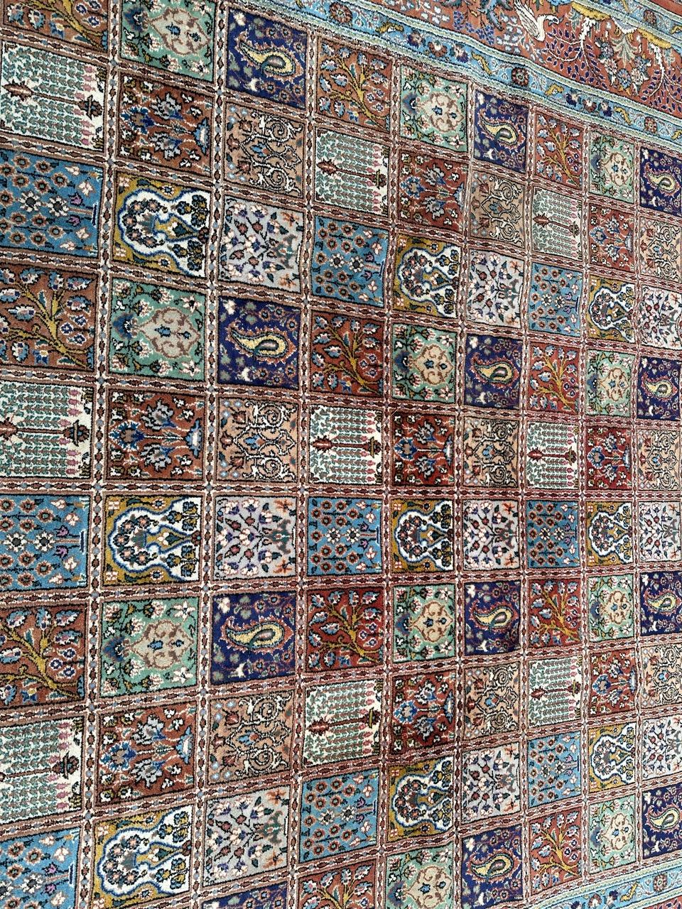 Asiatique Le joli grand tapis Mood vintage de Bobyrug en vente
