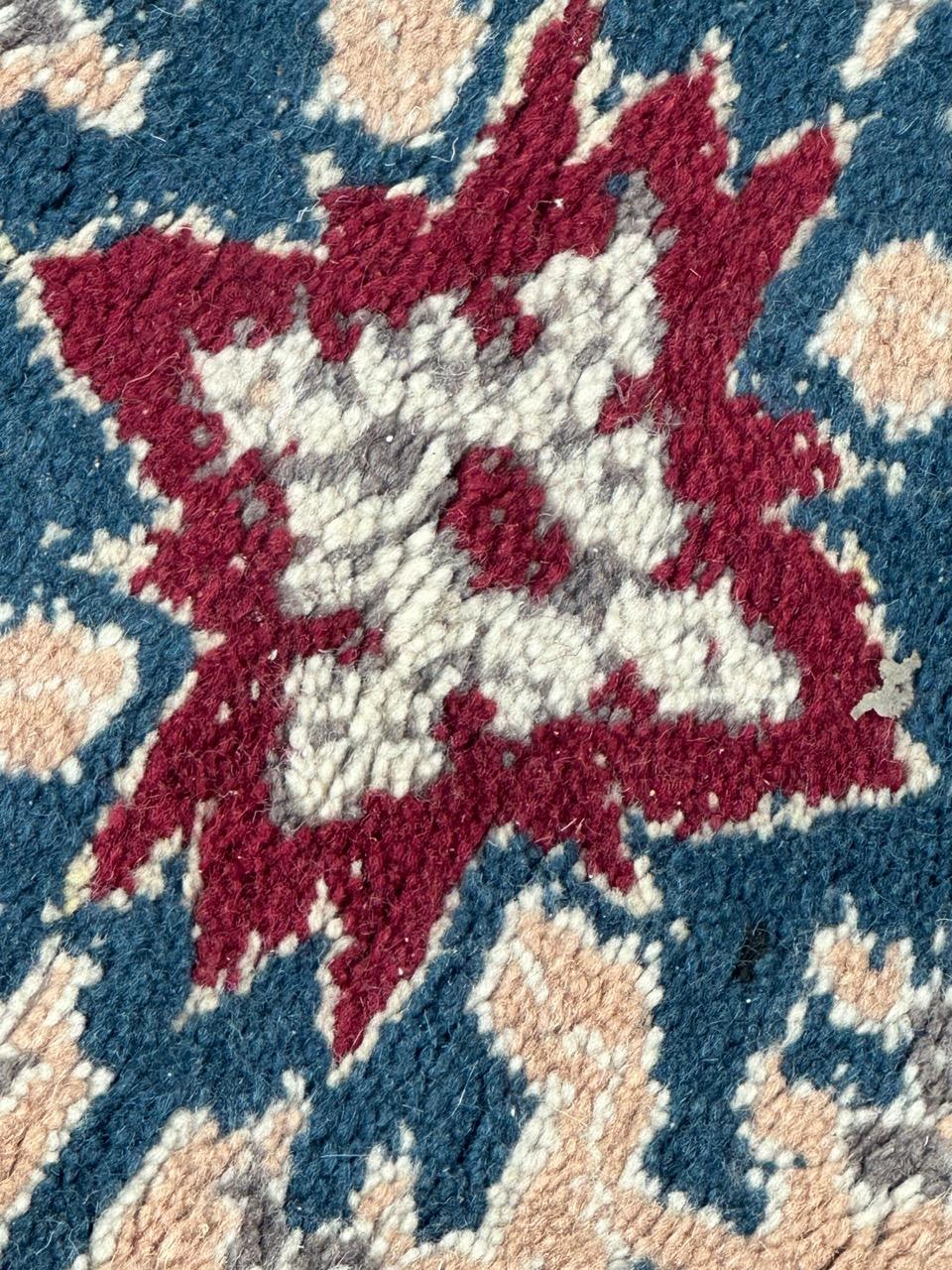 Bobyrug’s pretty vintage Moroccan rug  For Sale 3