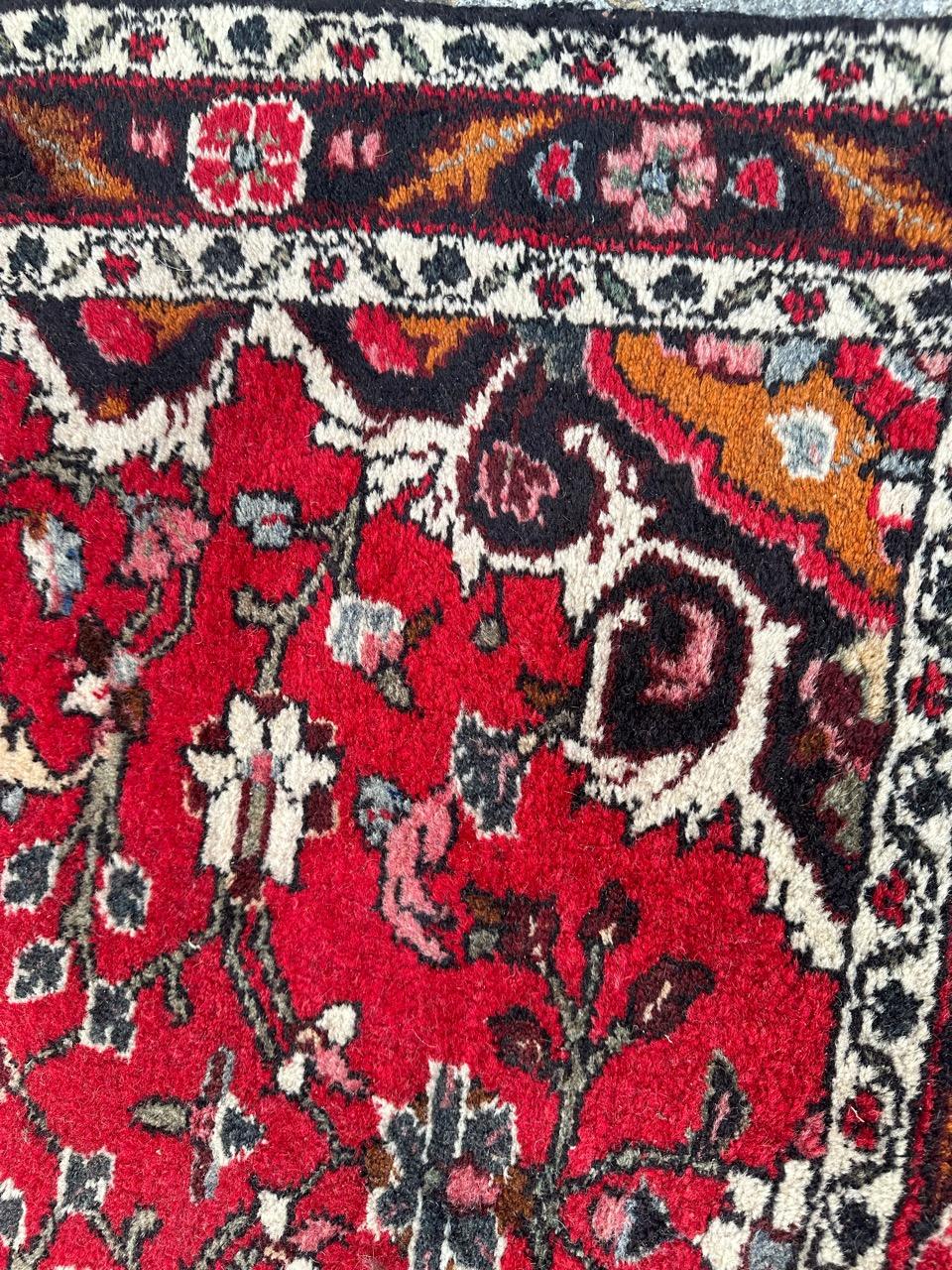 Bobyrug’s pretty vintage moussel rug  For Sale 3