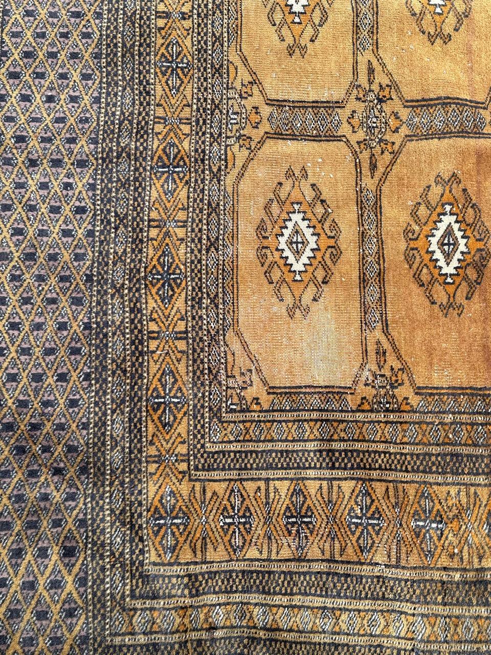 Bobyrugs hübscher alter pakistanischer Tschowal-Teppich im turkmenischen Stil  im Angebot 8