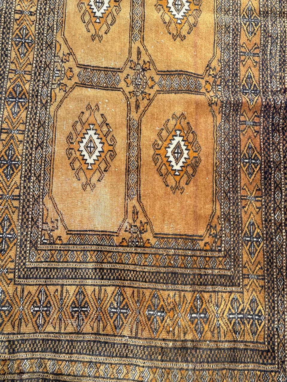 Bobyrugs hübscher alter pakistanischer Tschowal-Teppich im turkmenischen Stil  im Angebot 10