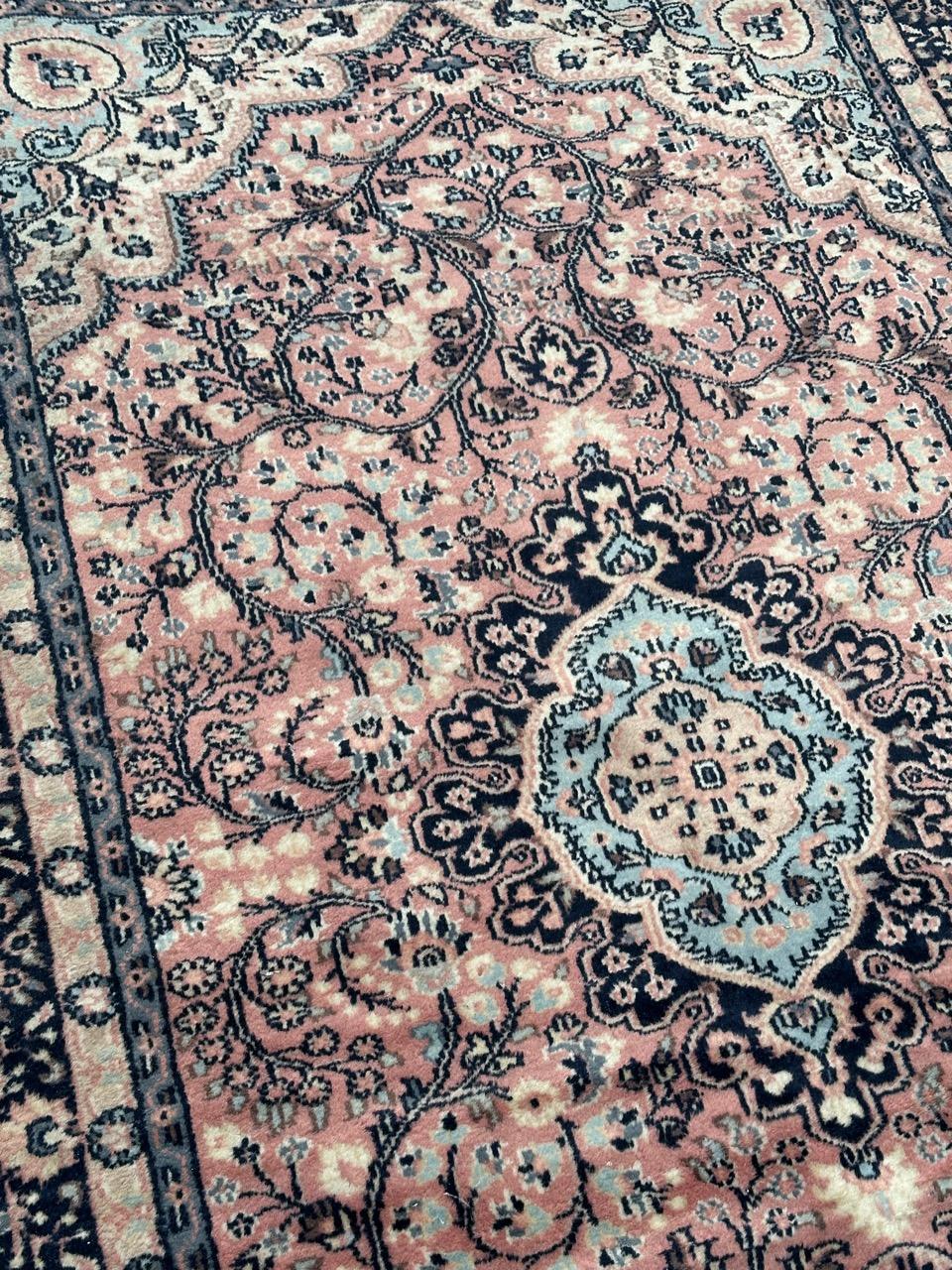 Bobyrug’s pretty vintage Pakistani rug  For Sale 10