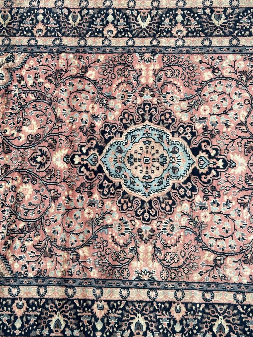 Bobyrug’s pretty vintage Pakistani rug In Good Condition For Sale In Saint Ouen, FR