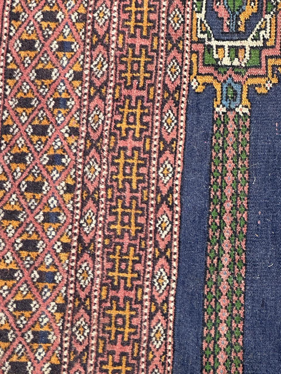 Bobyrug’s pretty vintage Pakistani rug Saf design  In Fair Condition For Sale In Saint Ouen, FR