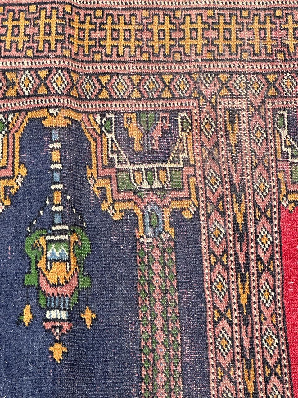 Joli tapis pakistanais vintage motif Saf  État moyen - En vente à Saint Ouen, FR