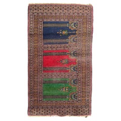 pretty vintage Pakistani rug Saf design 
