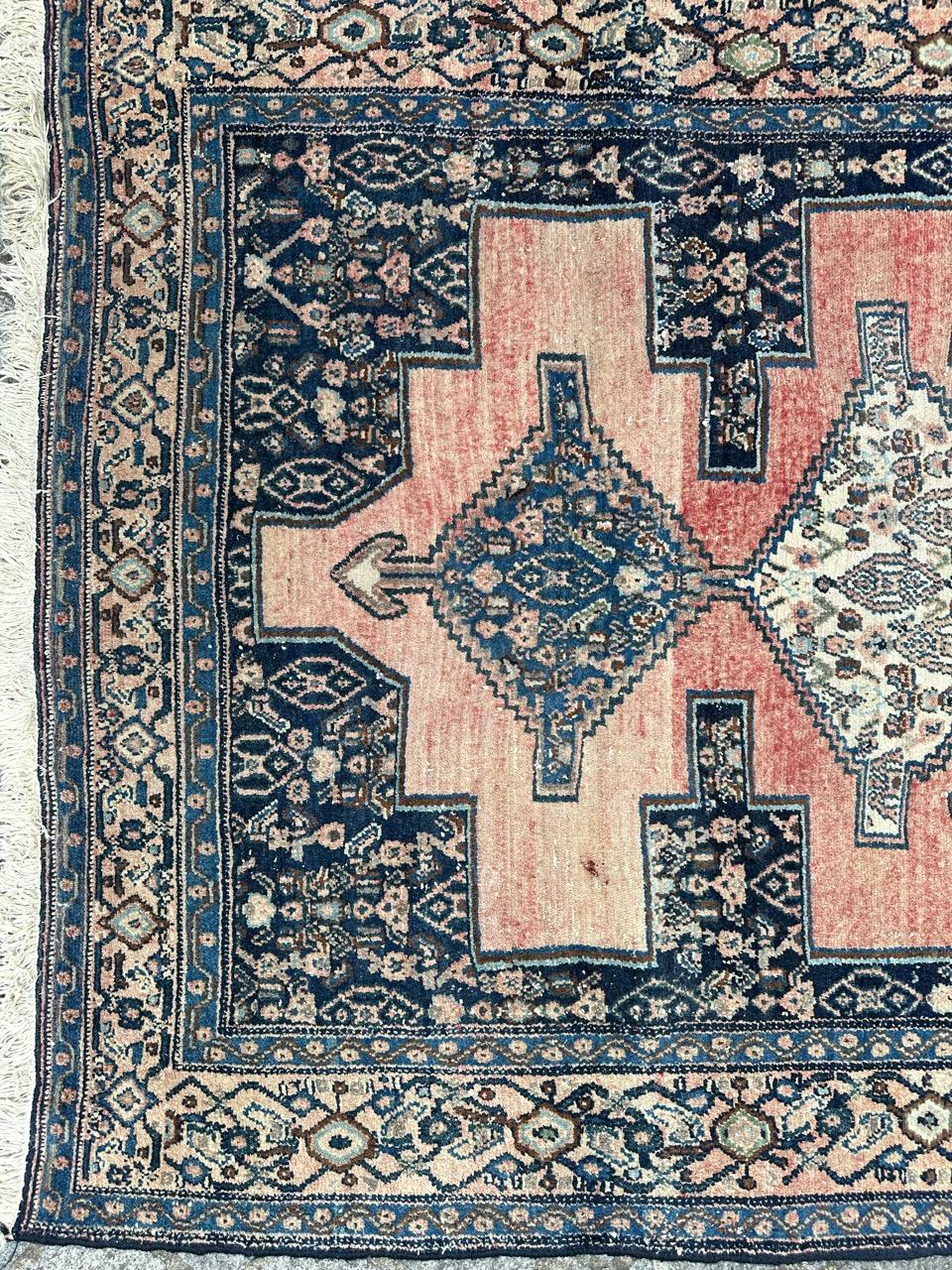 Rustic  pretty vintage Senneh rug  For Sale