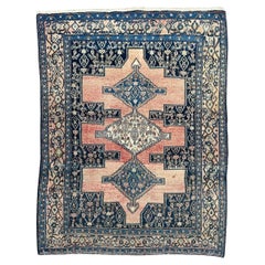  pretty Vintage Senneh rug 