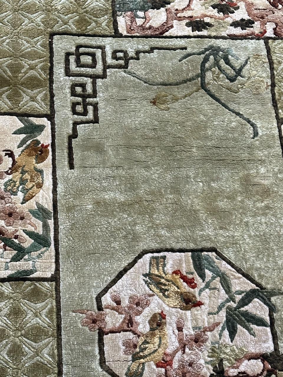 Bobyrug’s pretty vintage silk art deco Chinese rug  In Good Condition For Sale In Saint Ouen, FR