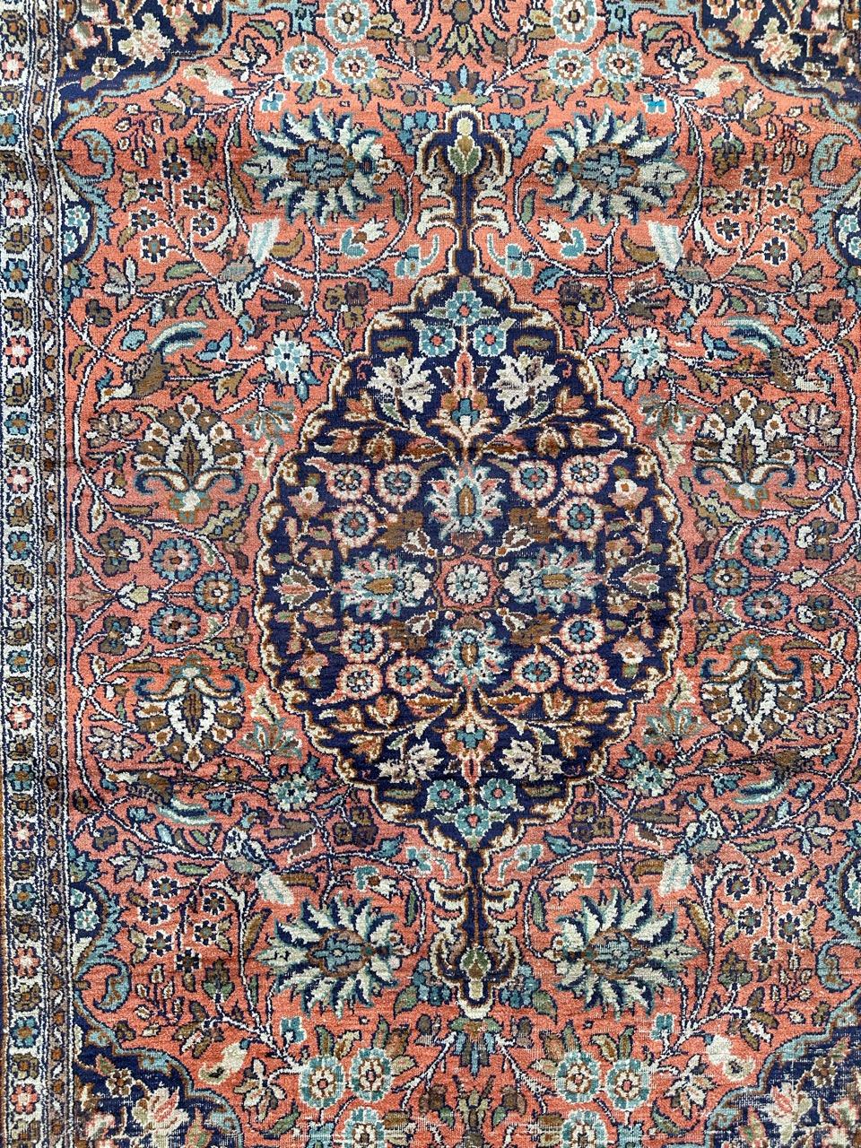  pretty vintage silk Kashmir rug  In Good Condition For Sale In Saint Ouen, FR