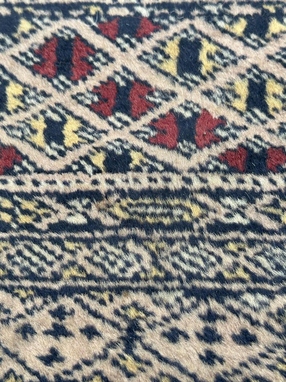 pretty vintage small Pakistani rug Turkmen style For Sale 11