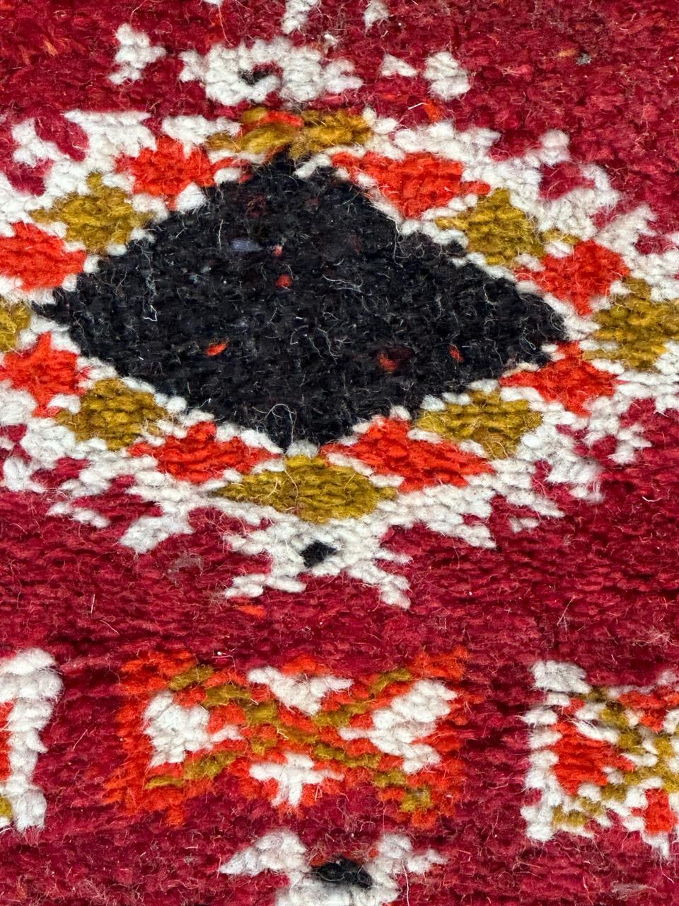 Bobyrug’s pretty vintage tribal Moroccan rug  For Sale 3