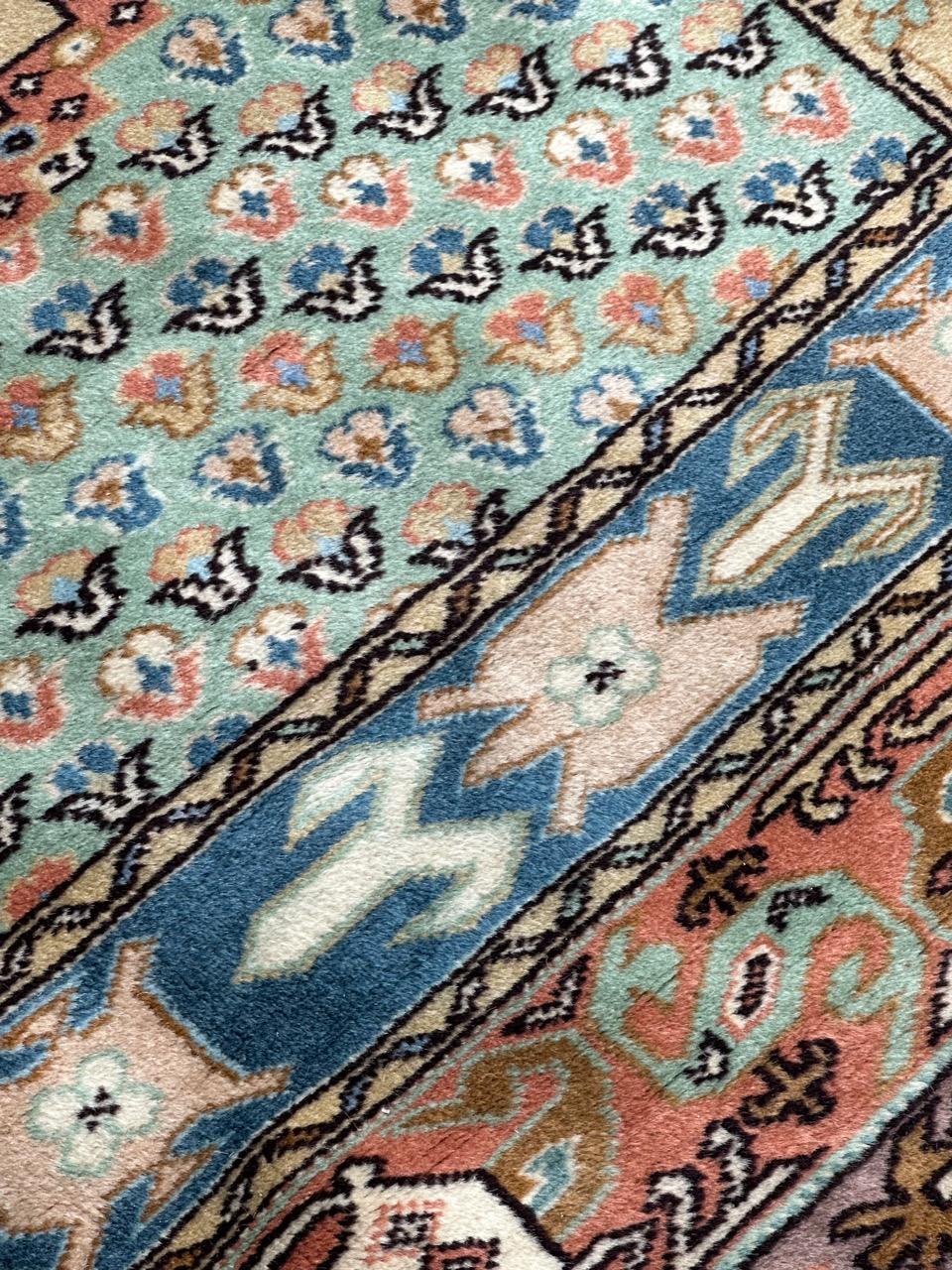Bobyrug’s pretty vintage Turkish Anatolian rug  For Sale 2