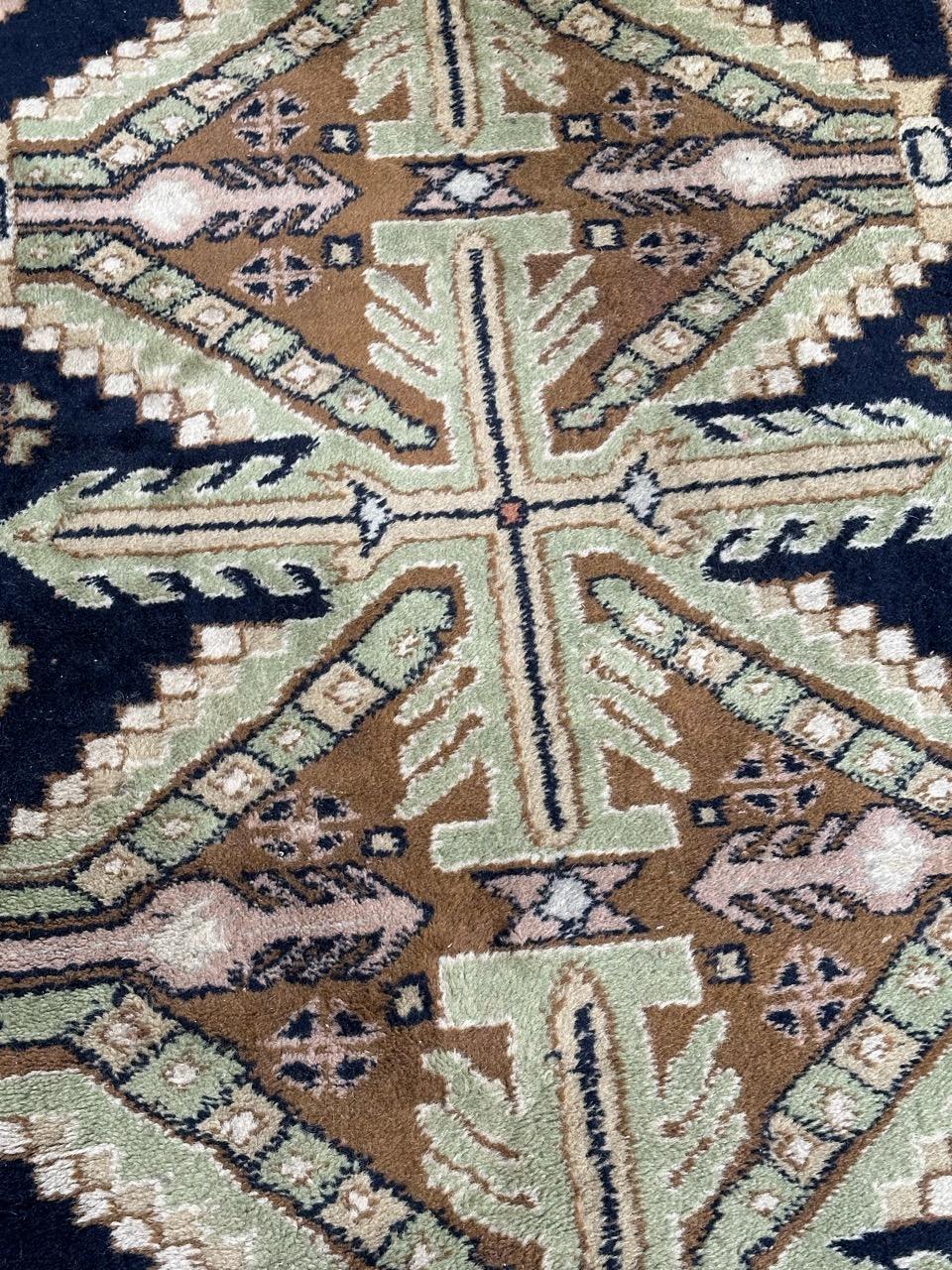 Bobyrug’s pretty vintage Turkish rug  For Sale 6