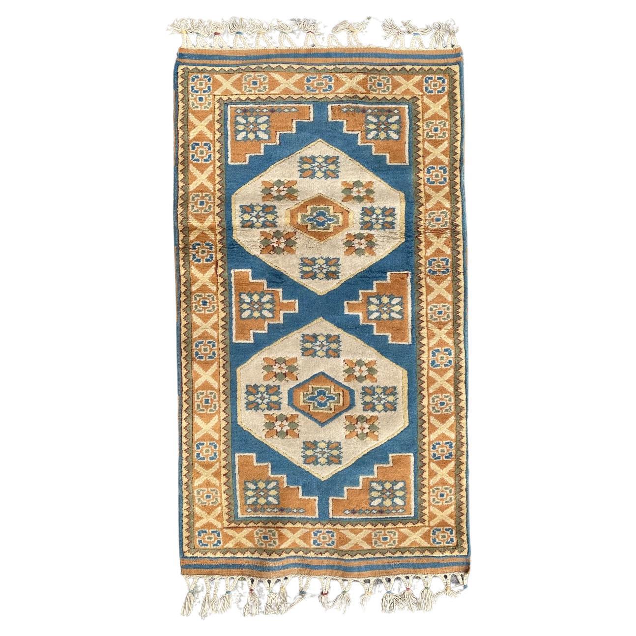 Bobyrug’s pretty vintage Turkish rug  For Sale