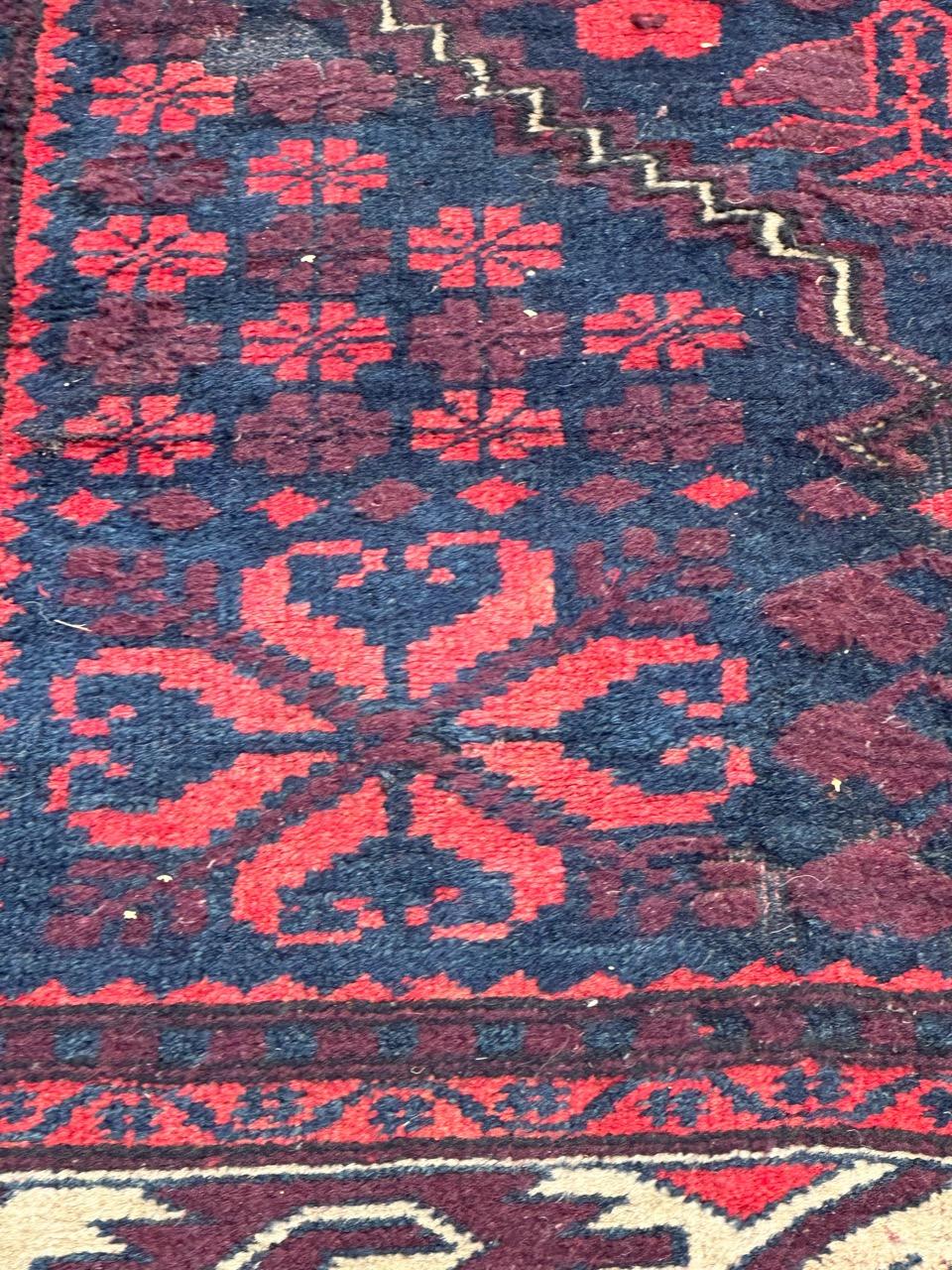 Le joli tapis vintage turc Yagcibedir de Bobyrug  en vente 3