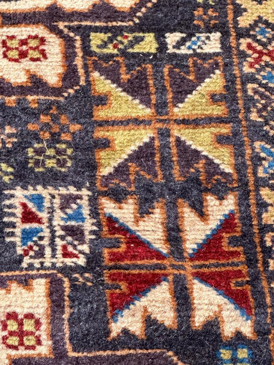 Le joli tapis turkmène Baluch vintage de Bobyrug  en vente 5