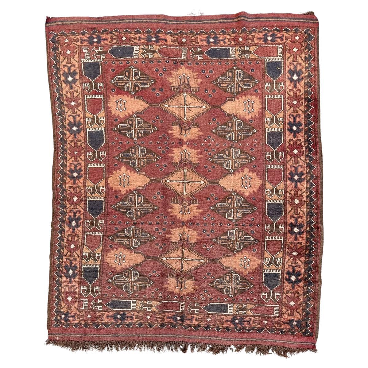 Bobyrug’s pretty vintage Turkmen rug  For Sale