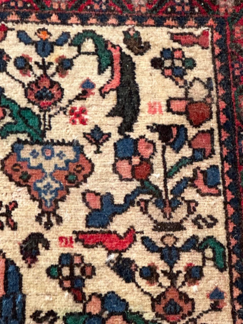 Bobyrug’s small vintage abadeh rug  For Sale 2