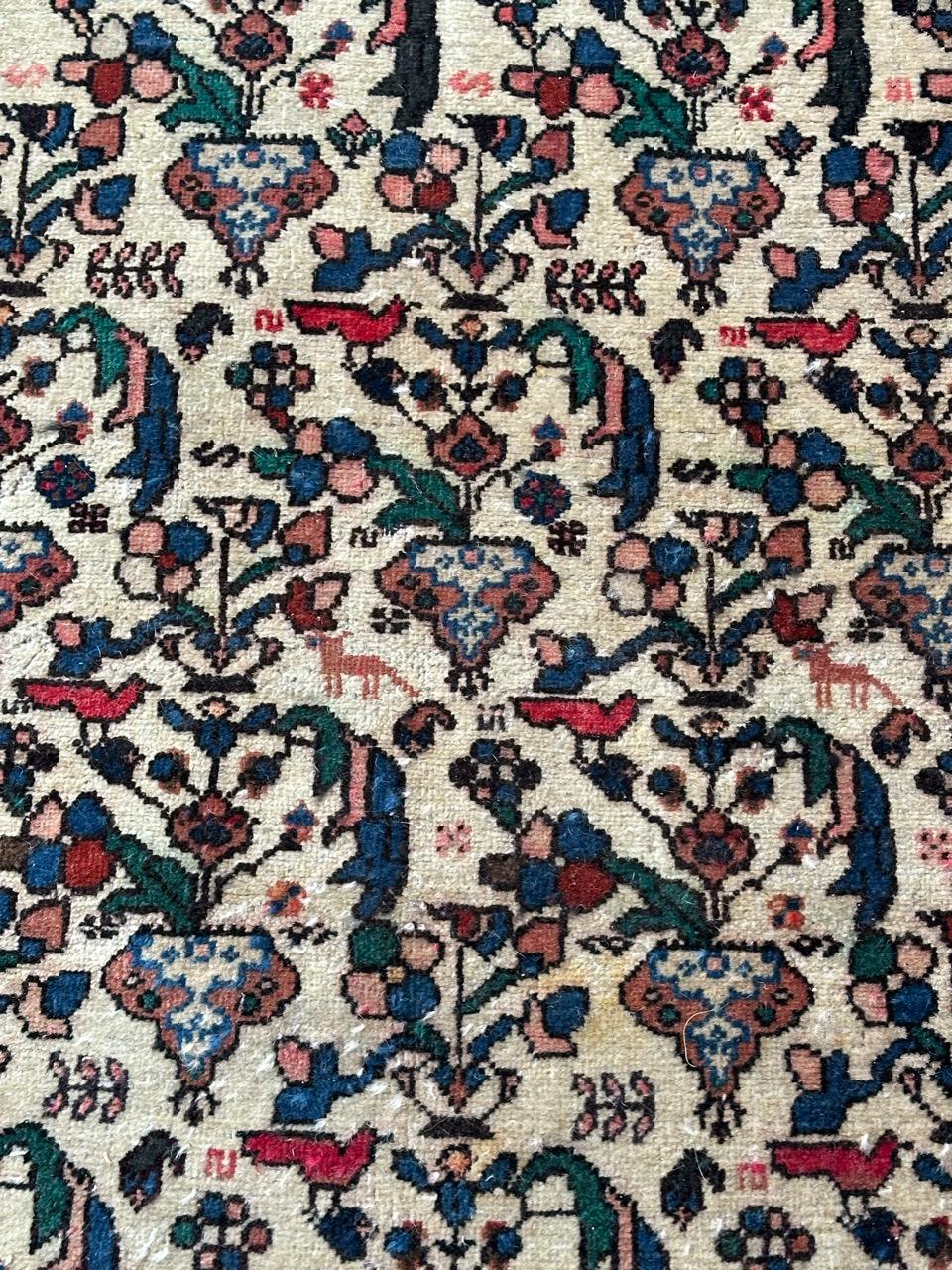 Bobyrug’s small vintage abadeh rug  For Sale 4