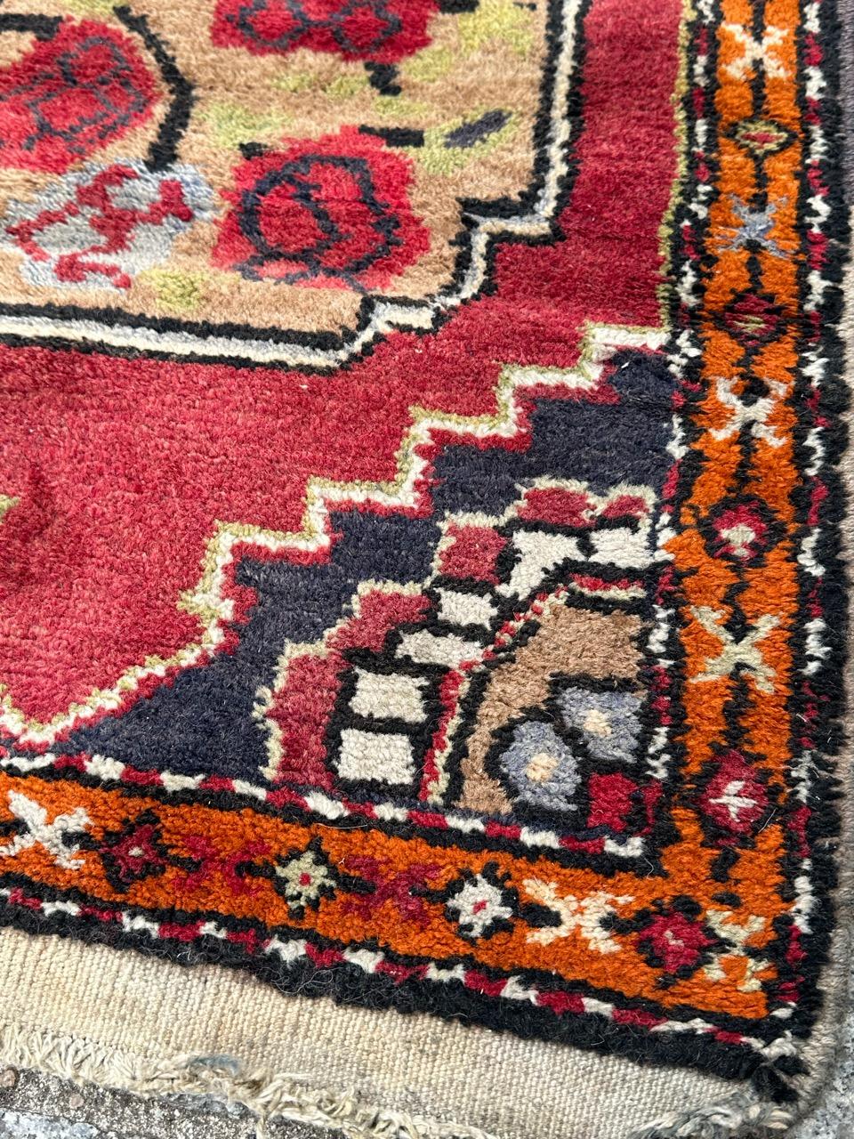 kleiner türkischer Yastik-Teppich im Vintage-Stil  im Angebot 3