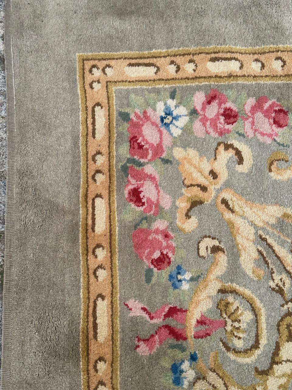 Bobyrug’s very beautiful large French hand knotted Aubusson rug savonnerie style For Sale 8