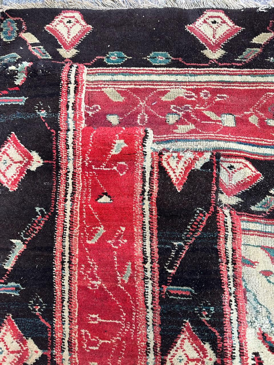 Bobyrug's Sehr schöner antiker indischer Agra-Teppich  im Angebot 1