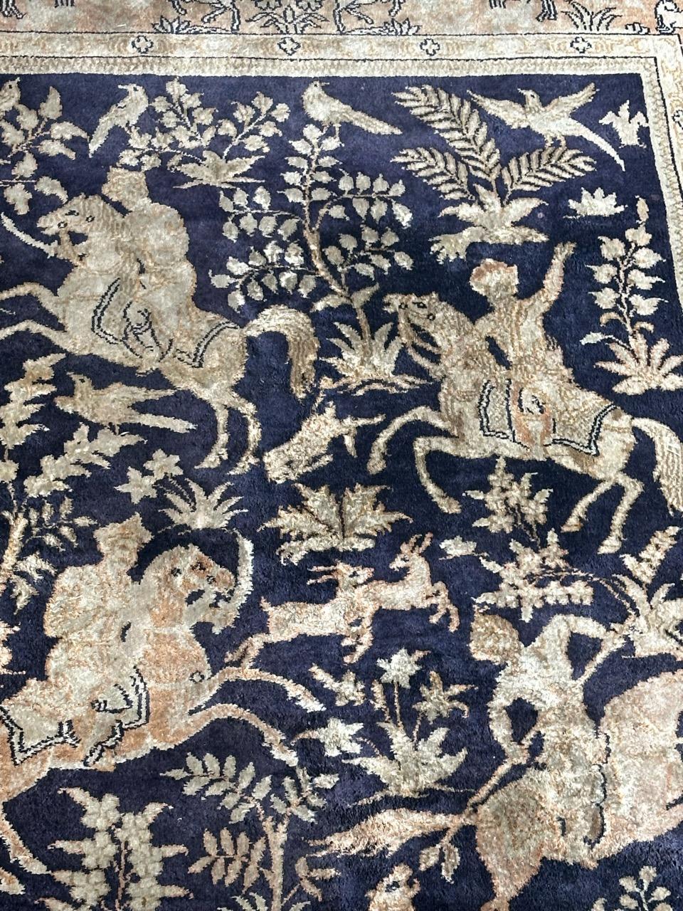 Bobyrug's Vintage Chinesisch Persisch Design feiner Seidenteppich (Ende des 20. Jahrhunderts) im Angebot