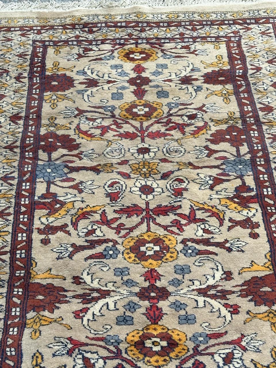 vintage Pakistani rug For Sale 6
