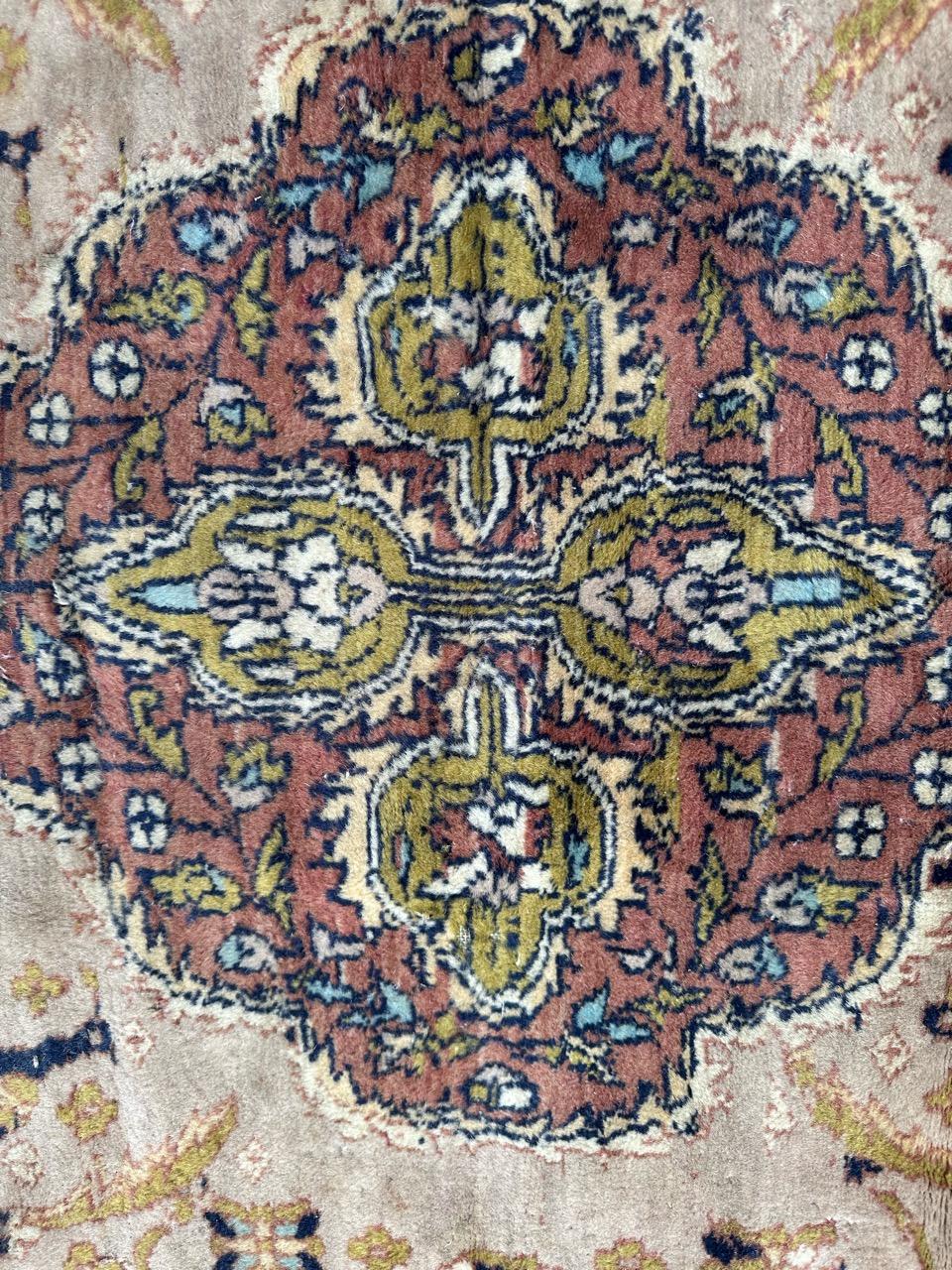 Bobyrugs pakistanischer Vintage-Teppich im Zustand „Gut“ im Angebot in Saint Ouen, FR