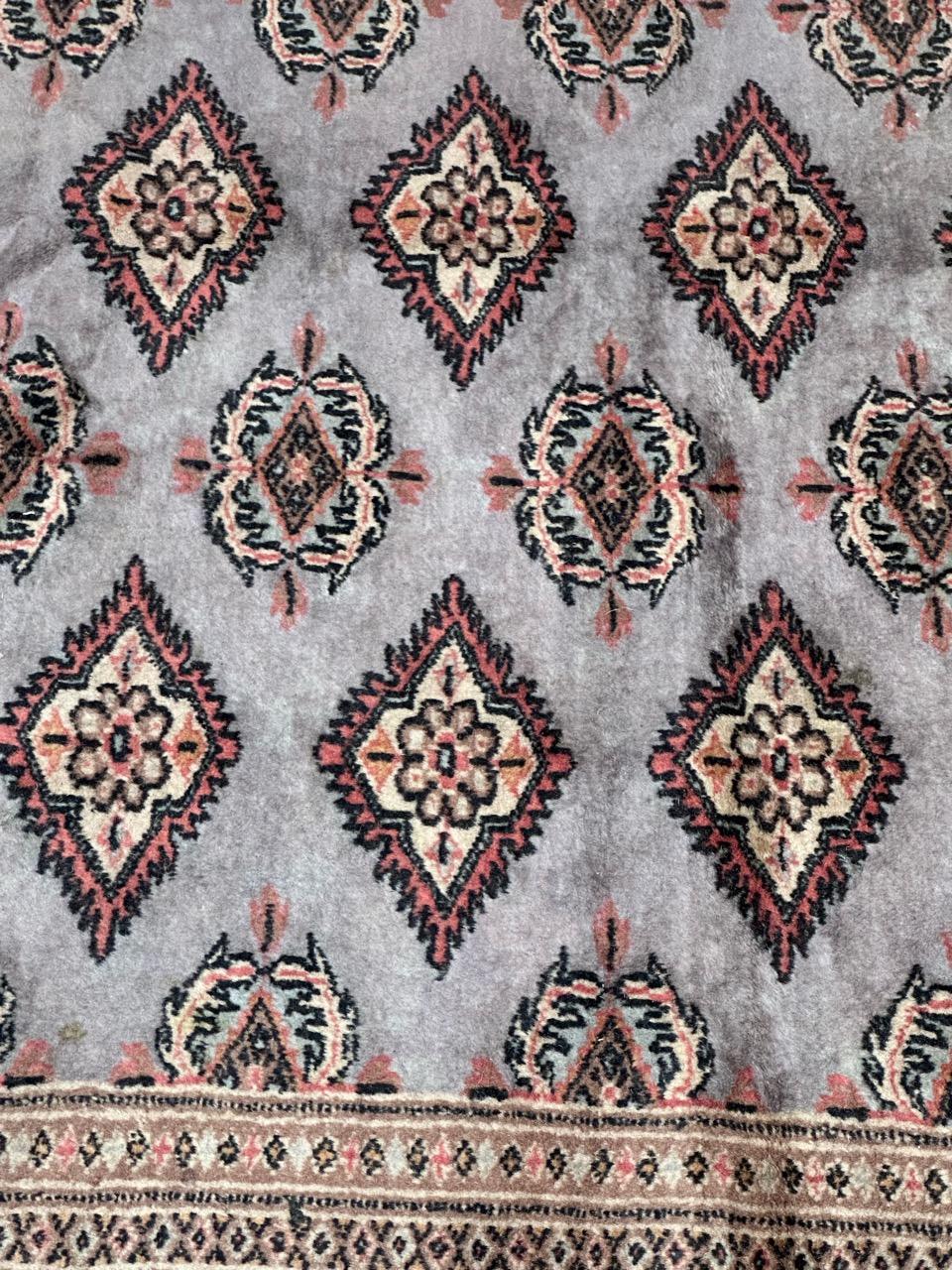 Late 20th Century Bobyrug’s vintage Pakistani rug  For Sale