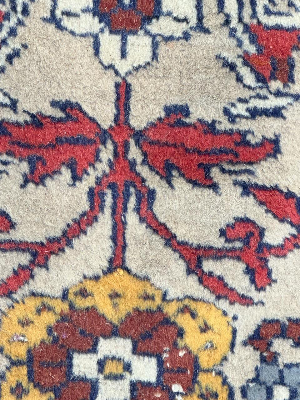 Wool vintage Pakistani rug For Sale