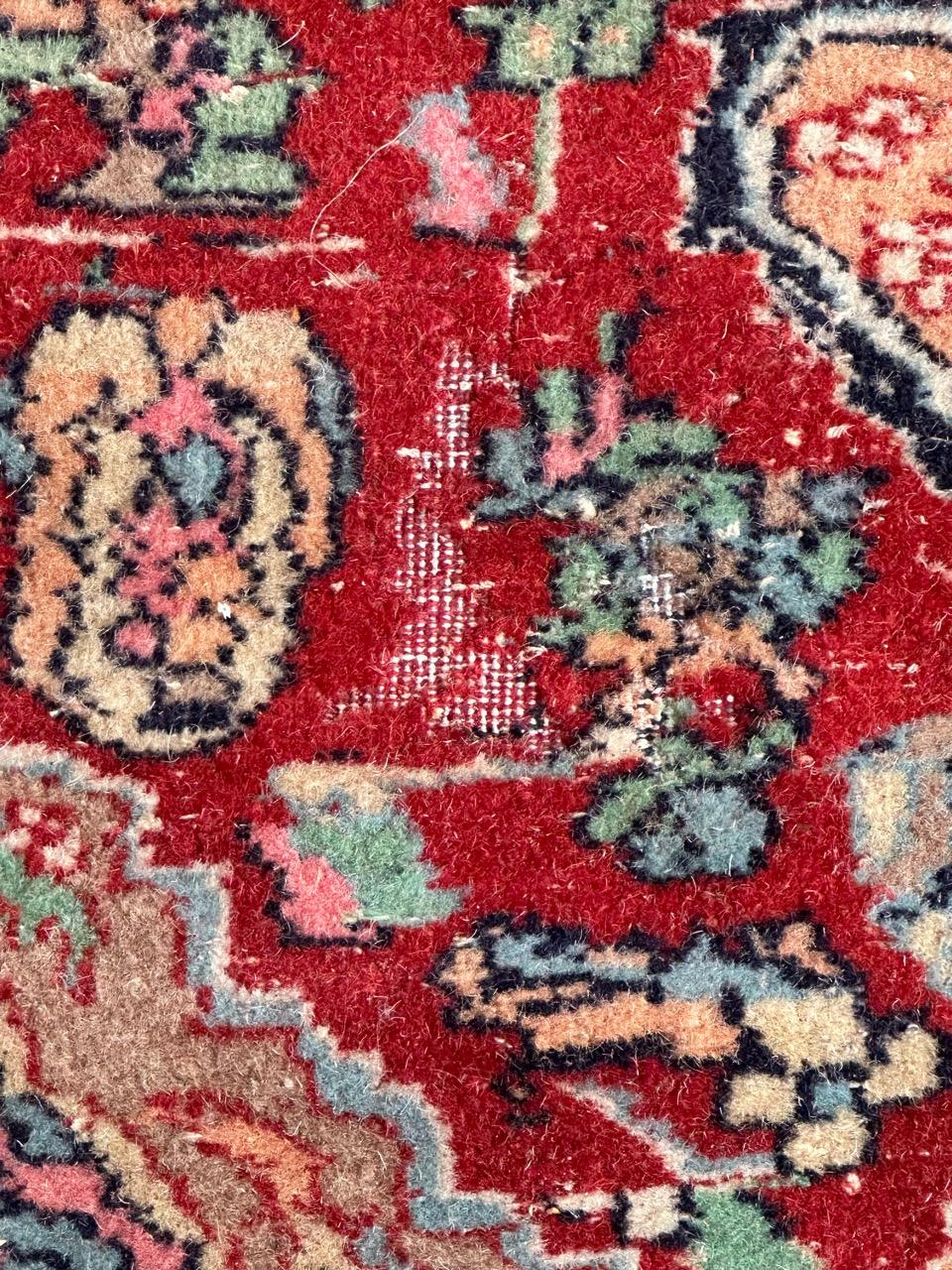 Schöner Punjab-Teppich aus der Mitte des Jahrhunderts mit schönem Blumenmuster im Tabriz-Stil und schönen Farben, einige alters- und gebrauchsbedingte Abnutzungen. Vollständig handgeknüpft mit Wolle auf Baumwollbasis 

✨✨✨
