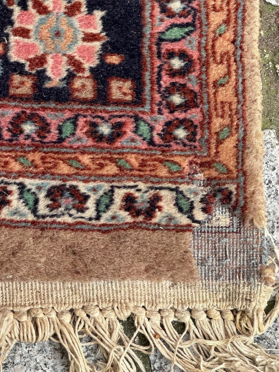Bobyrug’s vintage Punjab rug  In Fair Condition For Sale In Saint Ouen, FR