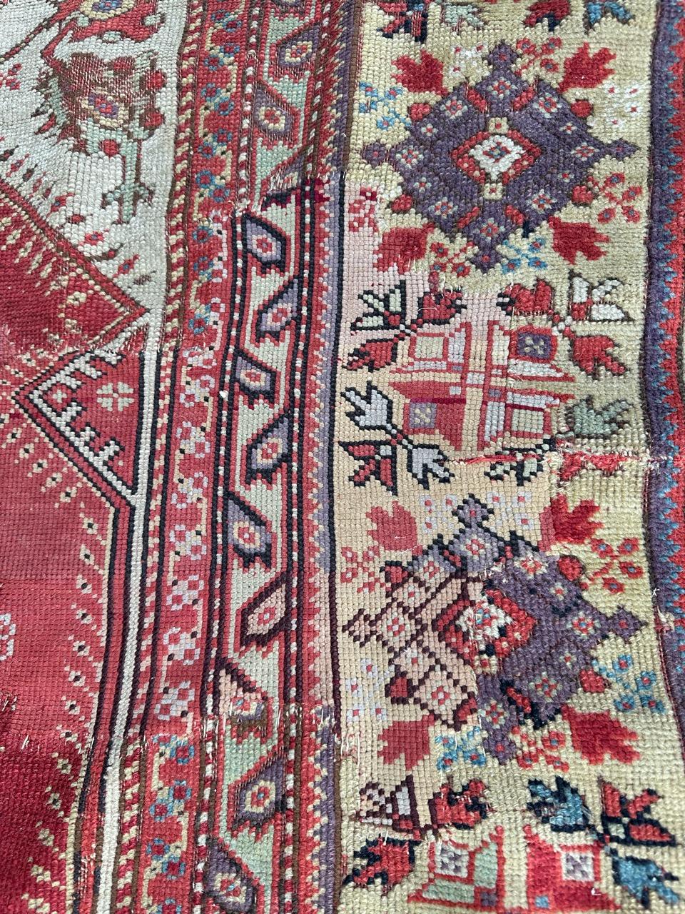 Bobyrug’s wonderful antique collectible Turkish rug  In Fair Condition For Sale In Saint Ouen, FR