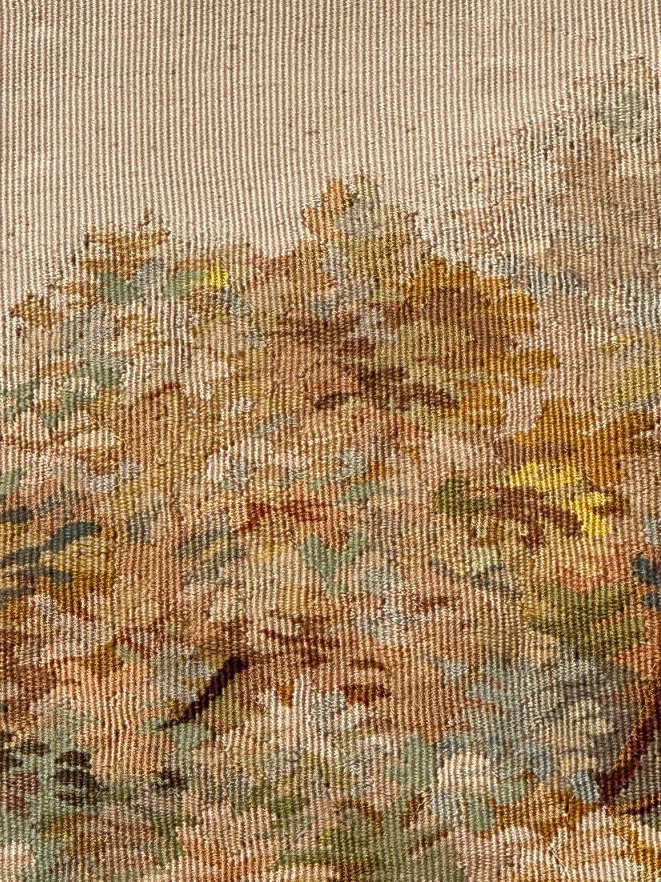 Bobyrug's Wonderful Fine Antique French Aubusson Tapestry (Tapisserie d'Aubusson française ancienne) en vente 6