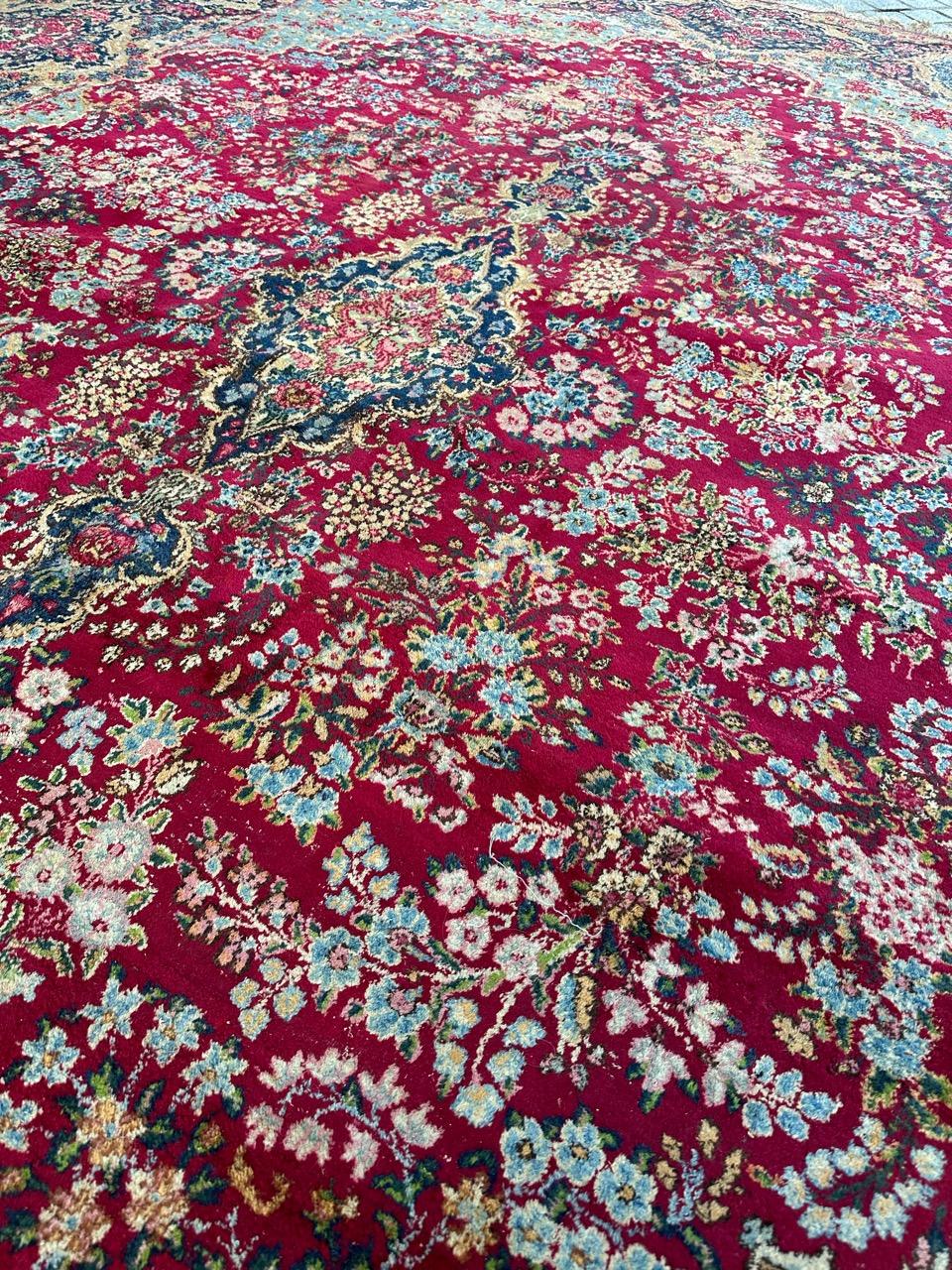 Bobyrug’s wonderful large floral design fine Kirman style rug  For Sale 9