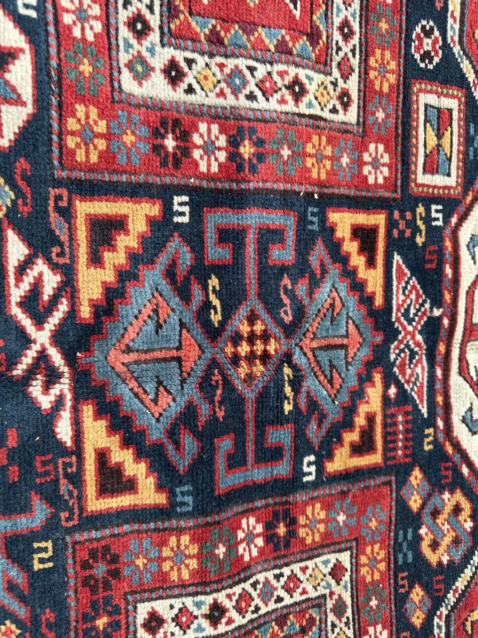 Bobyrug’s wonderful vintage Turkish shirvan design rug For Sale 10