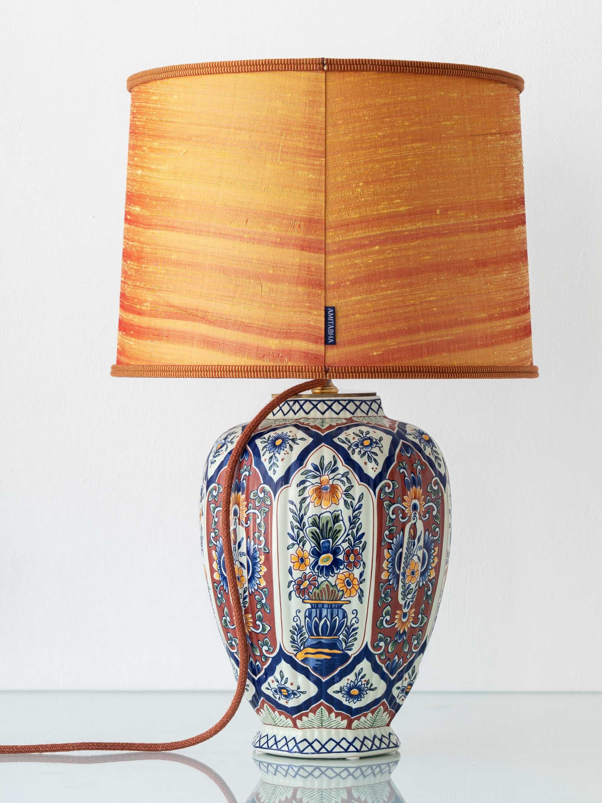 Boch Belgium Delft-Style Polychrome Faience Table Lamp, New Dupion-Silk Shade For Sale 2