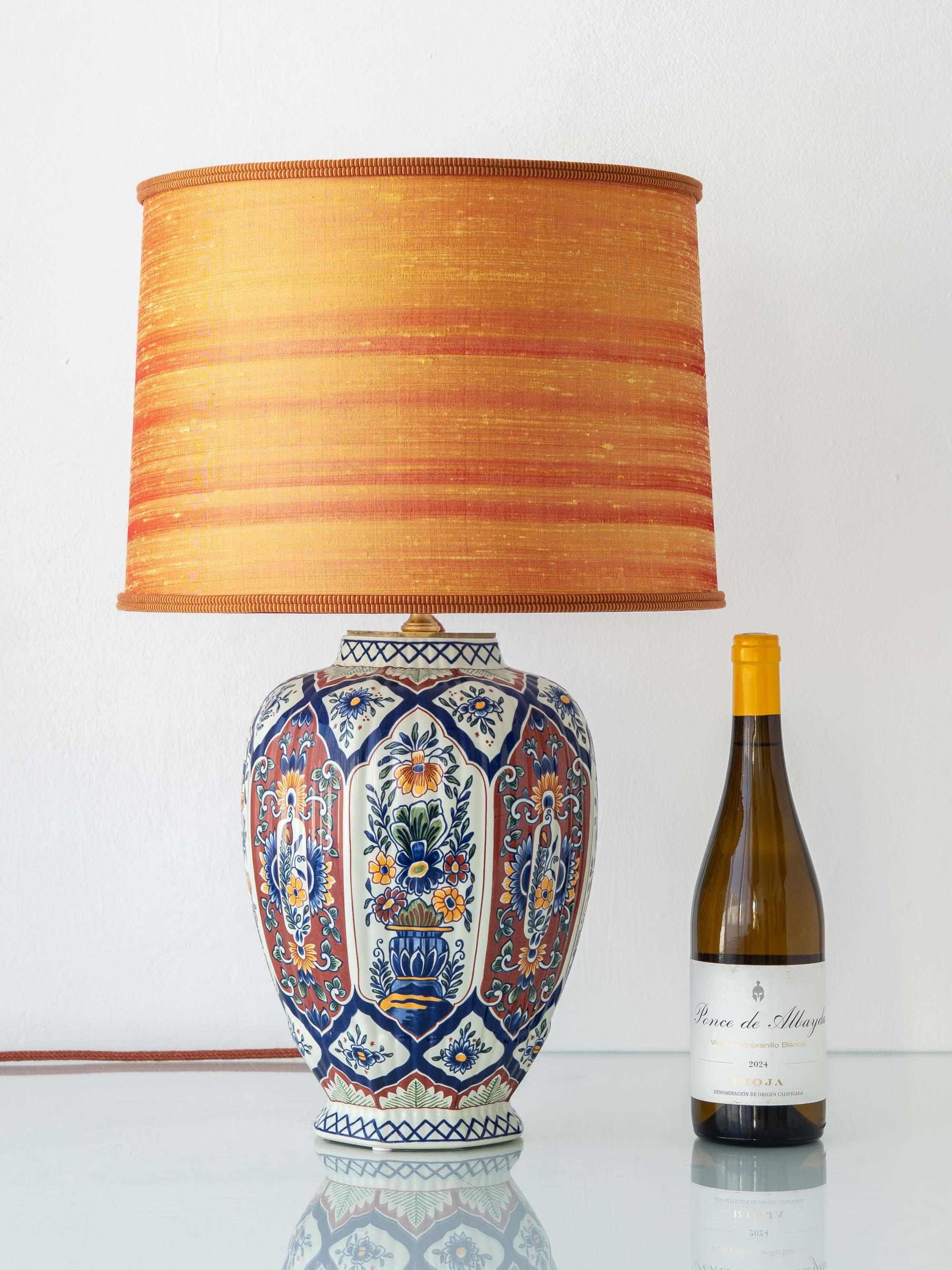 Dutch Colonial Boch Belgium Delft-Style Polychrome Faience Table Lamp, New Dupion-Silk Shade For Sale