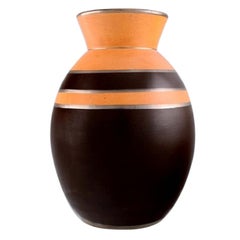 Boch Freres Keramis, Belgien, seltene Art-Déco-Vase aus glasierter Keramik