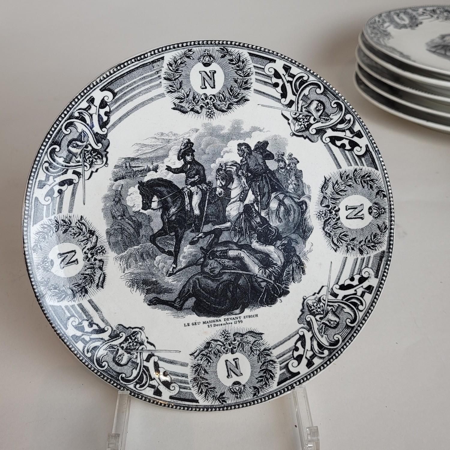 Boch La Louviere, Suite Of 18 Plates, Napoleon Ist Battles, Late 19th Century For Sale 7