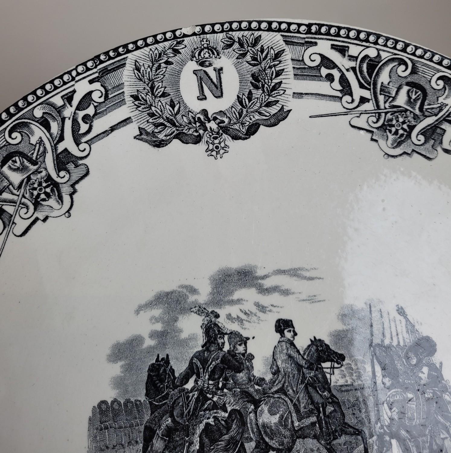 Boch La Louviere, Suite Of 18 Plates, Napoleon Ist Battles, Late 19th Century For Sale 3